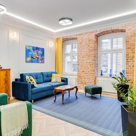 Pleasant Apart ~ 700M Main Square - Self Check-In 24H Wroclaw Ngoại thất bức ảnh