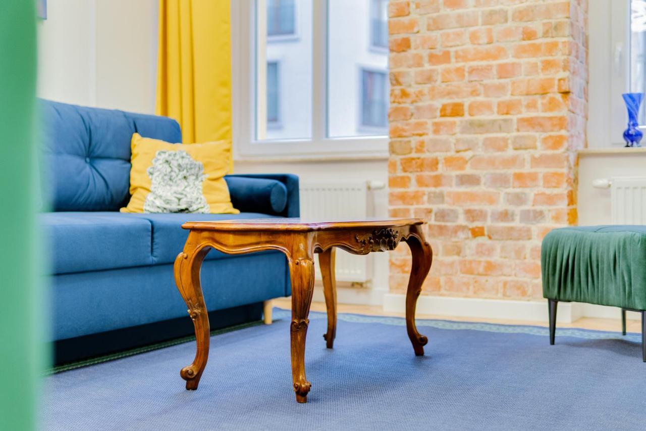 Pleasant Apart ~ 700M Main Square - Self Check-In 24H Wroclaw Ngoại thất bức ảnh